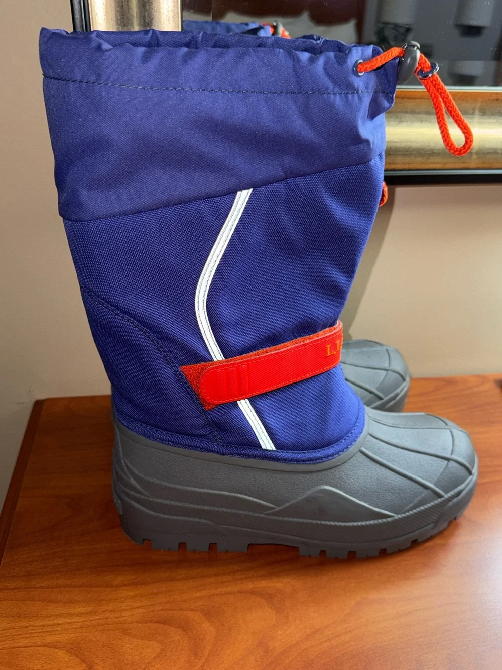 L.L. Bean Northwood Kids Insulated Snow Boots, Purple. Kids size 4. New.